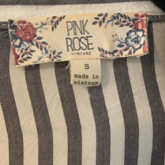 Button down short sleeved shirt - Picture 3 of 3